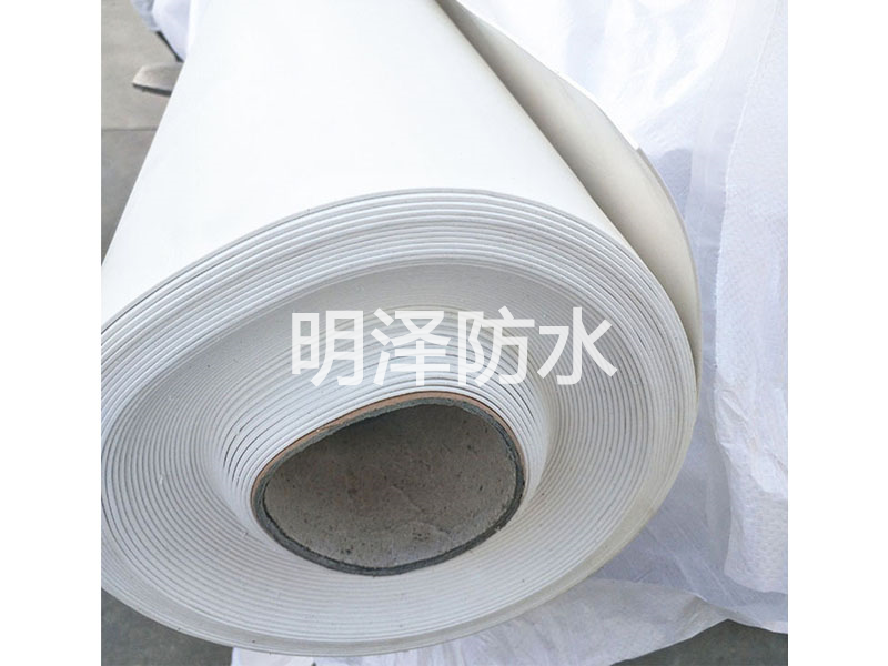 熱塑性聚烯烴（TPO）防水卷材